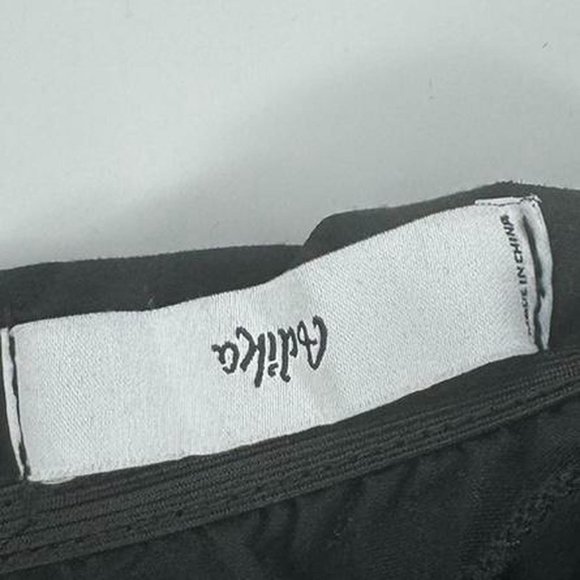 Adika Black Warp Top - Picture 8 of 8